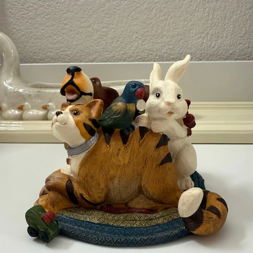 FIGI Graphics Whimsical Pets Pencil Holder in White, Brown, Blue and Green